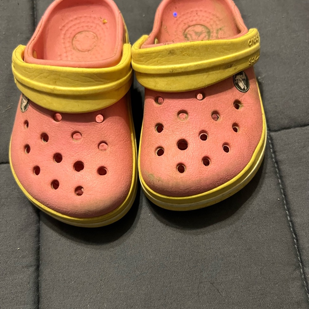 CROCS Kids Slippers in Pink and Yellow